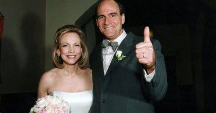 James Taylor Pens Romantic Anniversary Post For His Wife Of 15 Years