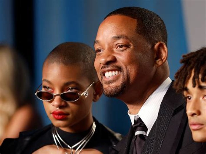 Will Smith&rsquo;s Siblings Everything To Know On His Brother And Sisters Hollywood Life